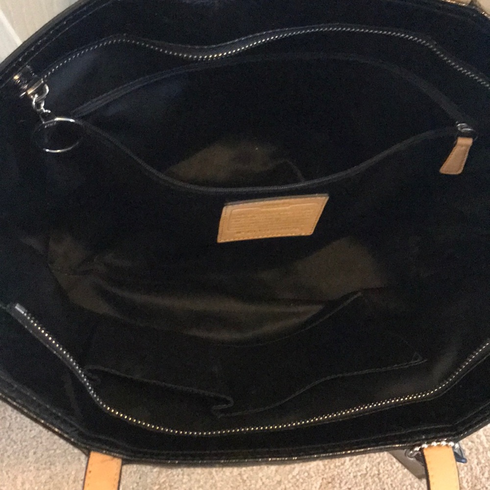 Authentic Coach Purse - Picture 4 of 4
